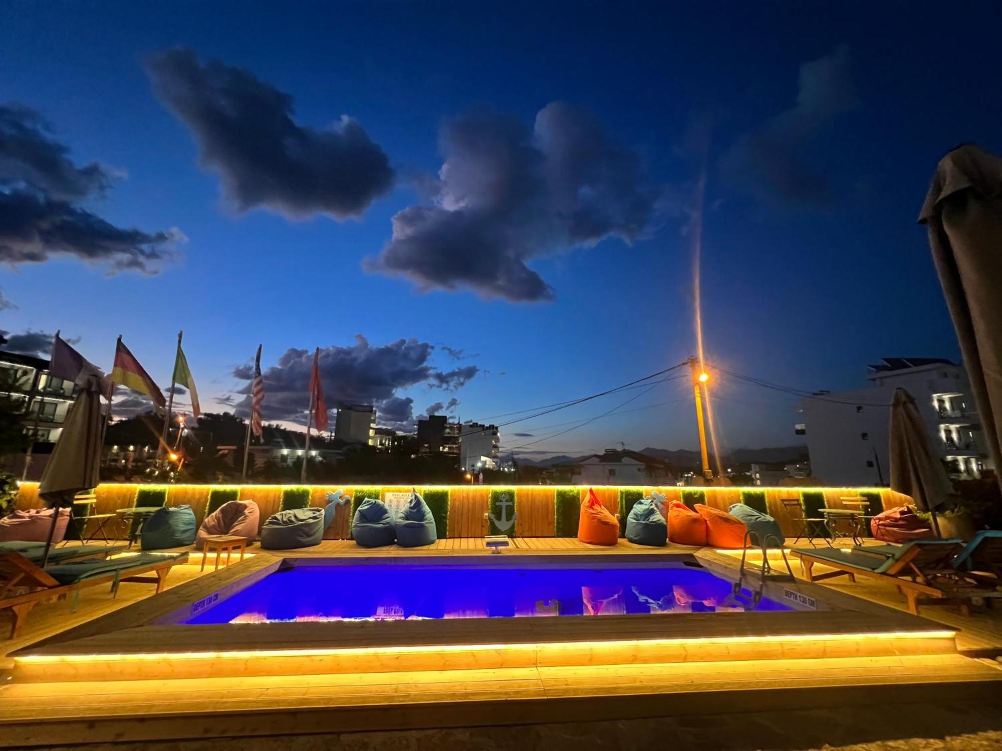 Hotel Two Mermaids Ksamil Exterior photo
